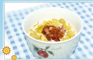 Strawberry and milk with cornflakes